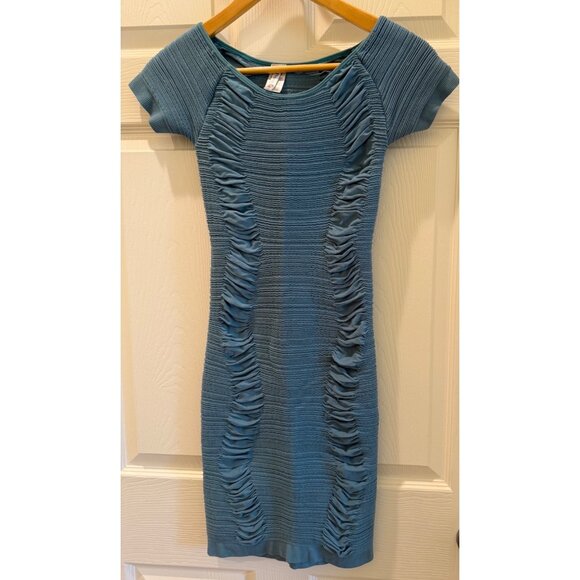 Ruched Teal Bodycon Dress With Cutout Back Short Sleeves & Stretch Fabric One Si - Picture 1 of 7